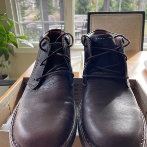 Clark’s, size 11, chukka boots